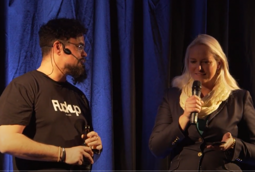 Ako zvládnuť neúspech v biznise - Romana Ljubasová na FuckUp Night v Prahe